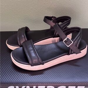 Black Women's Sandals